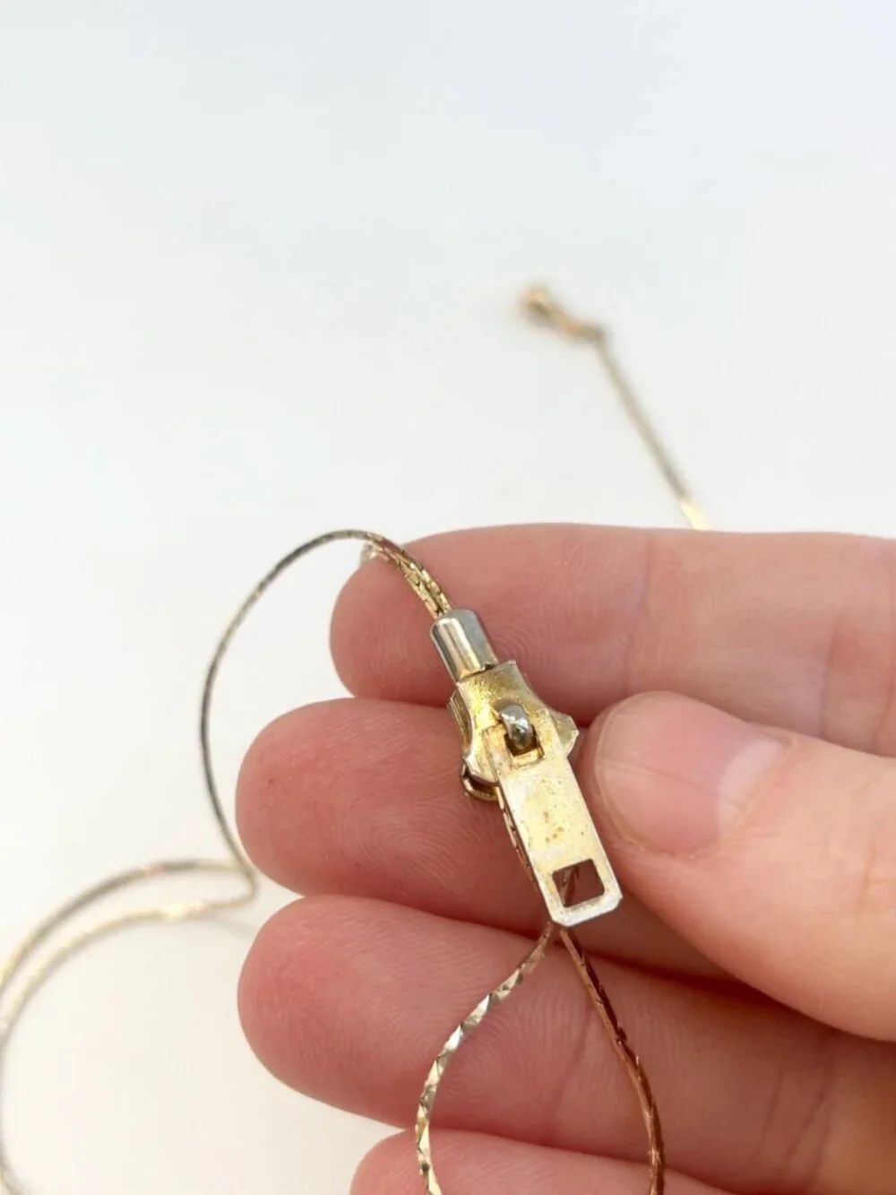 Minimalist Sliding Zipper Adjustable Cobra Chain 80's Vintage Glasses Chain 14